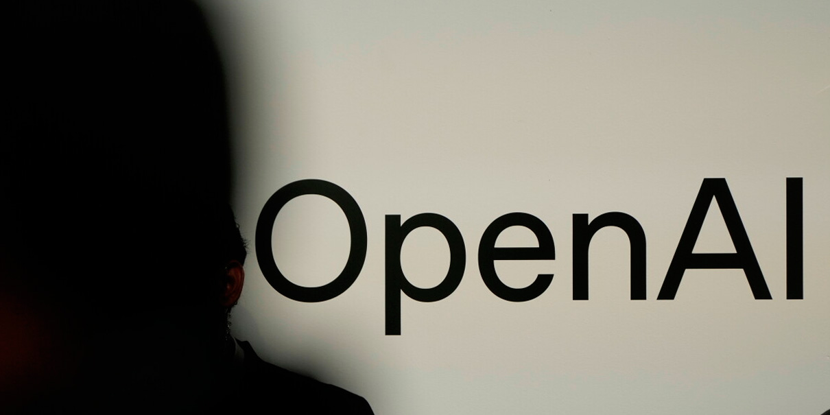 Detienen a espía dentro de OpenAI, grababa conversaciones con tecnología de punta