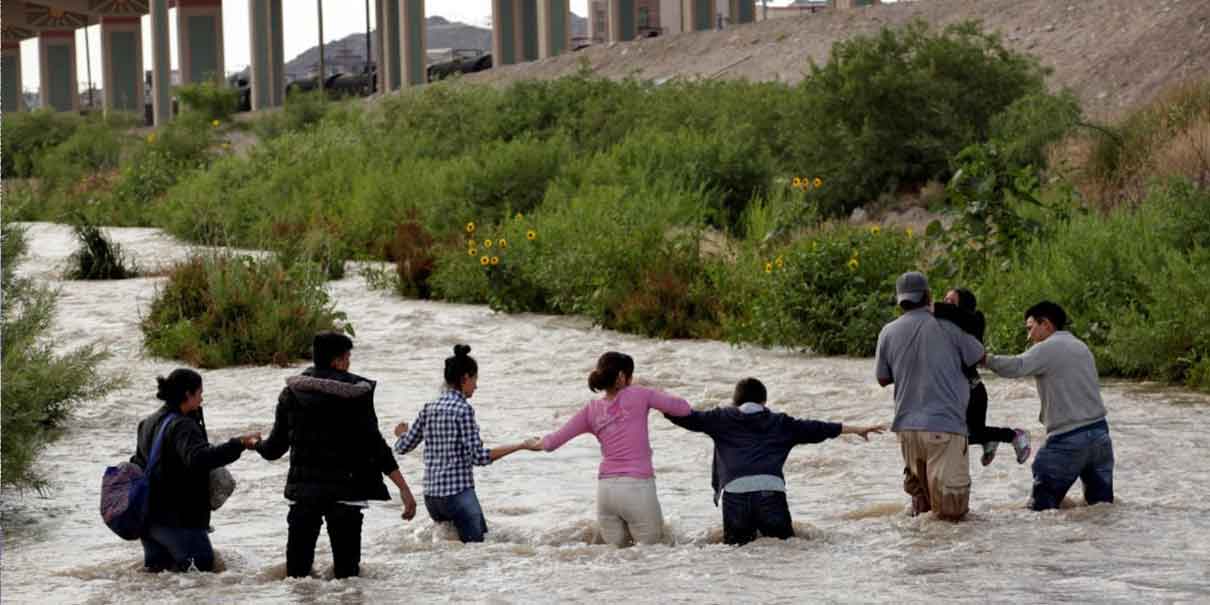 Tras el endurecimiento de las políticas de Trump; polleros aprovechan y ofrecen “sus servicios”