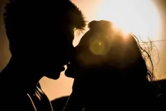 El poder del BESO: Beneficios científicos para la salud física y mental