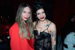 Belinda y Cazzu sorprenden al mostrarse unidas en evento de GQ México
