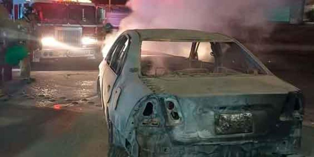 Violencia no cesa en Michoacán, comando incendia gasolinera y vehículo en Zitácuaro