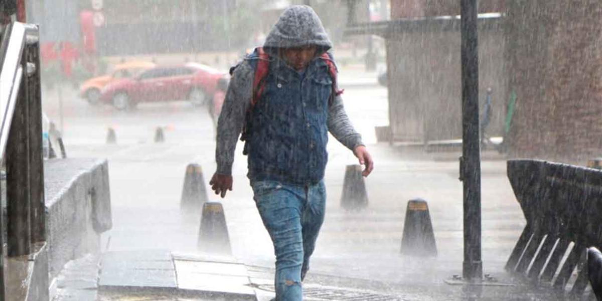 Chubascos y lluvias fuertes en Veracruz y Oaxaca