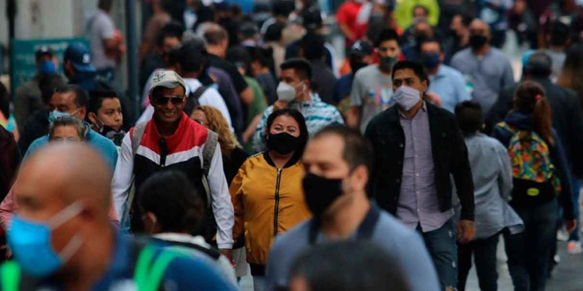 Récord de contagios en México: 33 mil en un día