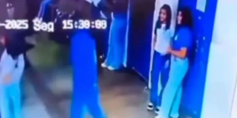 Brutal ataque escolar: estudiante hiere a compañera y planeaba suicidio