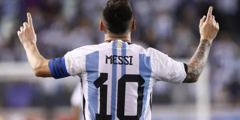 Lionel Messi anuncia su retiro de la Selección Argentina