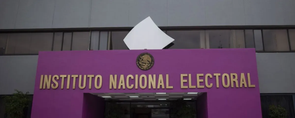 Suman 15 renuncias en el INE tras acusaciones de corrupción