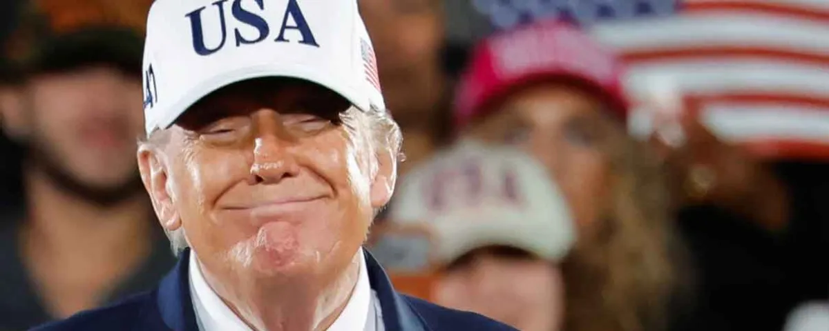 Trump insulta a reporteras de CNN y ABC News; las llama “tonta” y “estúpida”