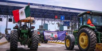Productores de maíz reabren la circulación en los tramos bloqueados en Sinaloa